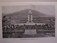 Válečný hrob v roce 1933